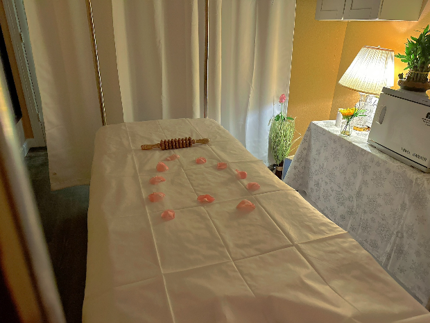 Book a massage with Forever SPA | Dallas TX 75254