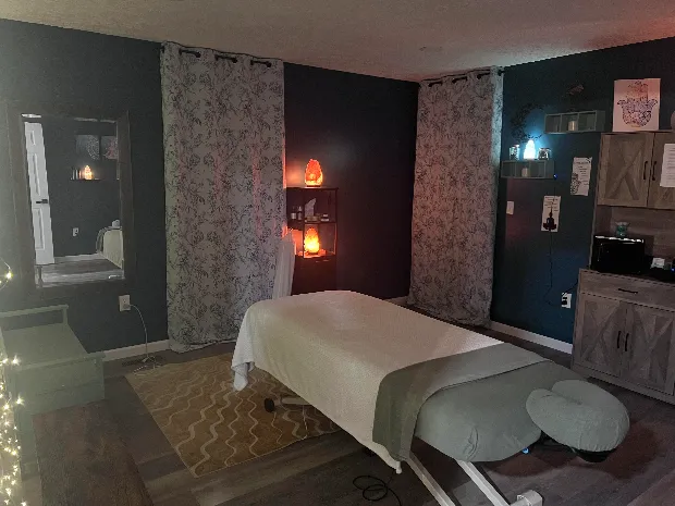 Allison Aligns Massage and Bodywork