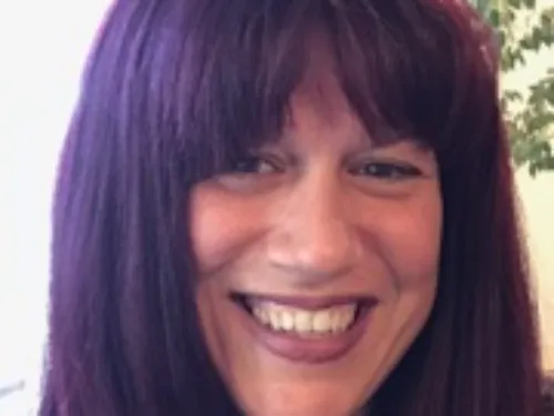 Tina D.