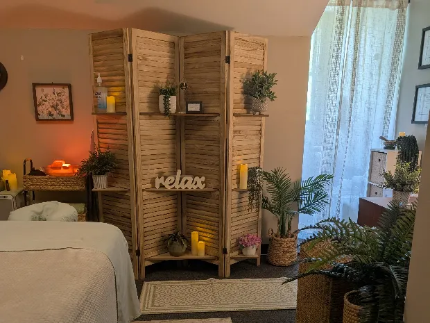 Moments of Clarity Massage & Wellness