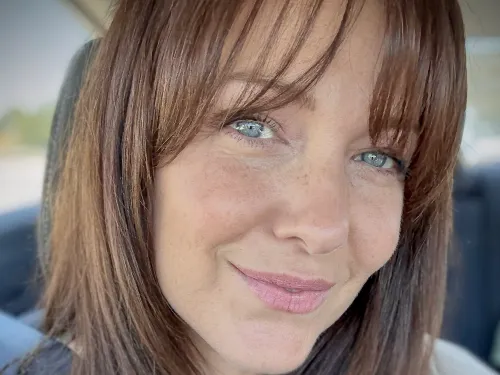 Laura G.
