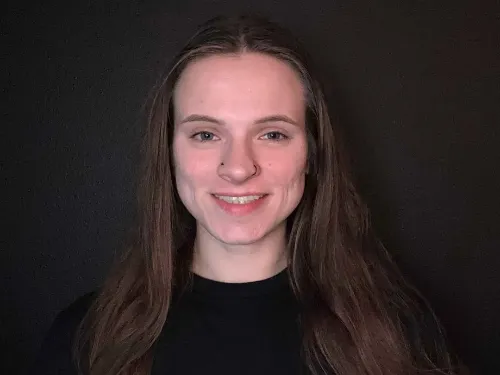 Victoria  V.