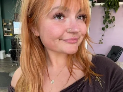 chloe b.