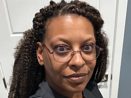 Naomi H.