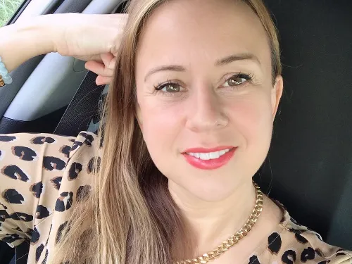 Nathalie L.