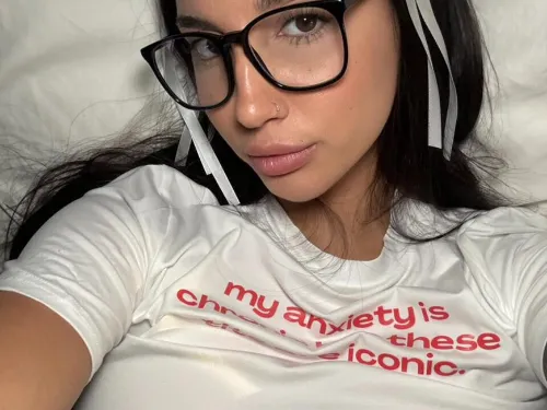 Niki E.