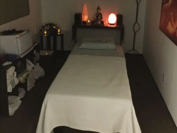 Massage therapy worker