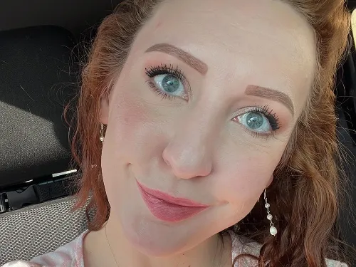 Julia Y.