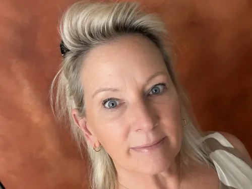 Annette L.