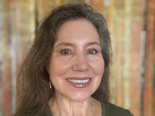 Claudia B.