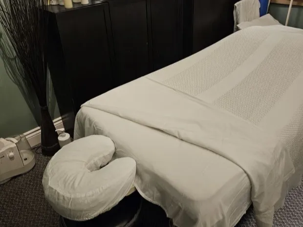 Bonnie the massage therapist worker
