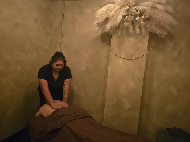 Relax & Renew Massage Therapy