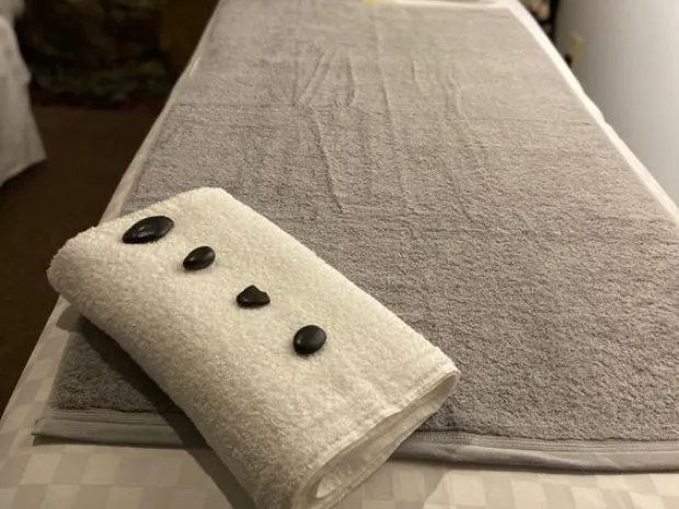 Body rest and massage therapist 