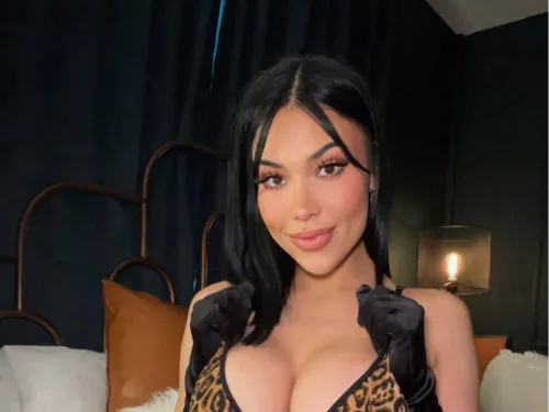 Mia massage place M.