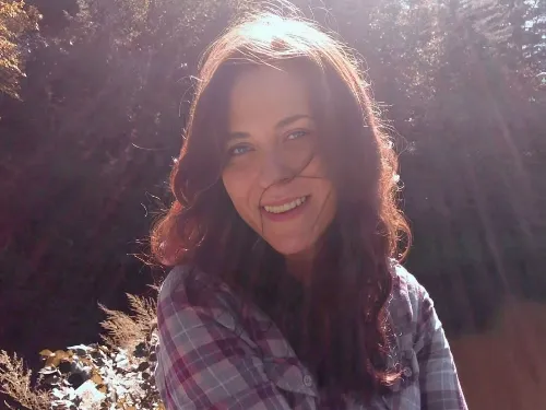 Nicole B.
