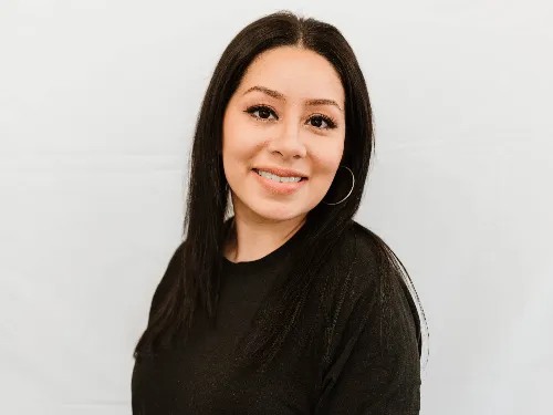 Mirna H.