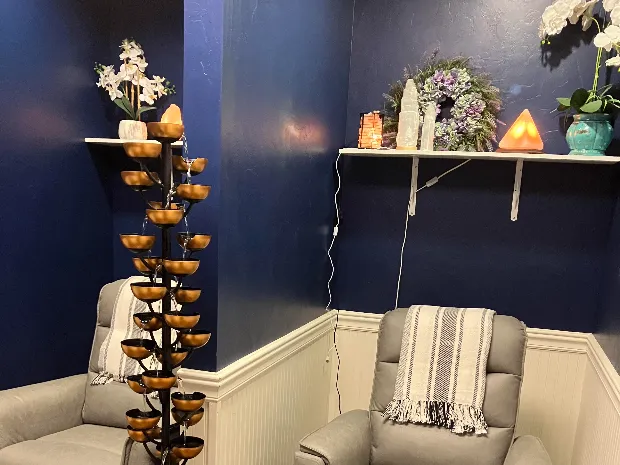 L spa Therapeutic Massage & Skincare