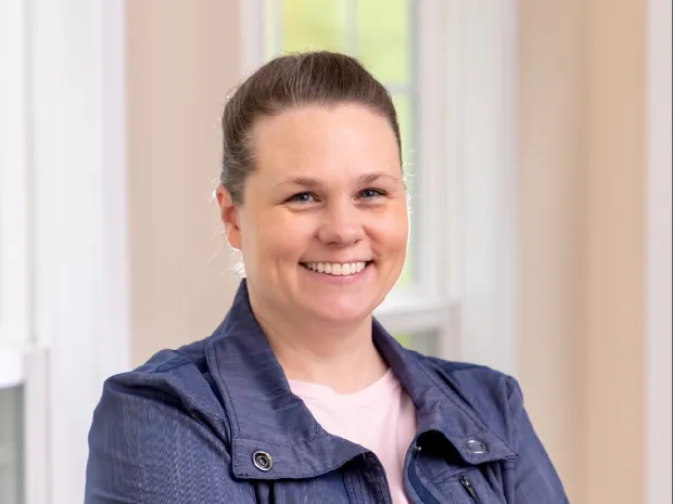 Julie Kim Barr, LMT