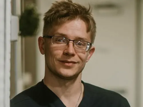 Sebastian C.