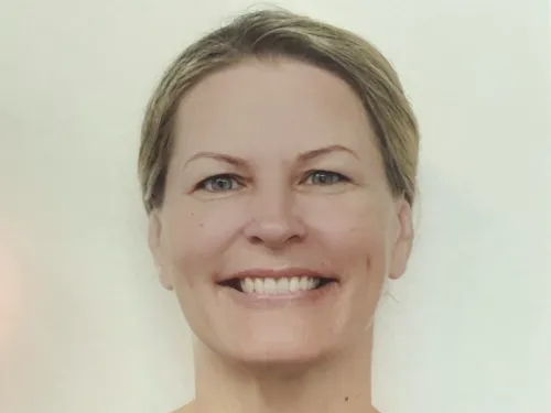 Jennifer  D.