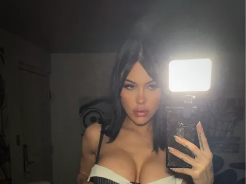 Stella M.