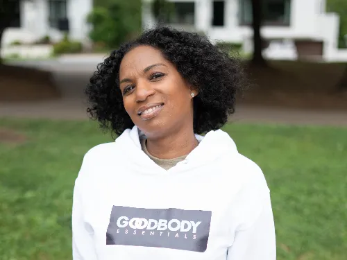 Kiondra W.