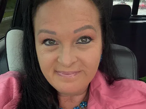 Tammy B.