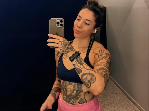 Nuru Massage therapist bodyrub 