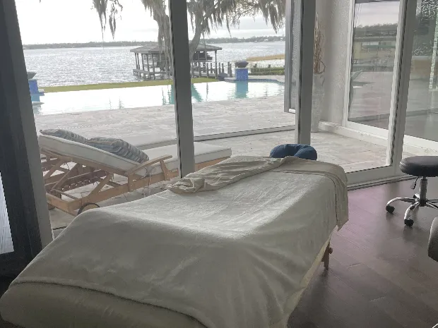 Alexis Monique's Creative & Healing Arts