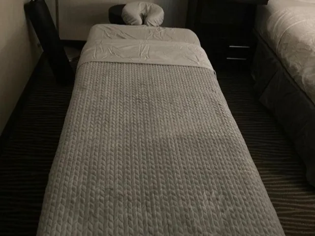 Moments of peace and massage 