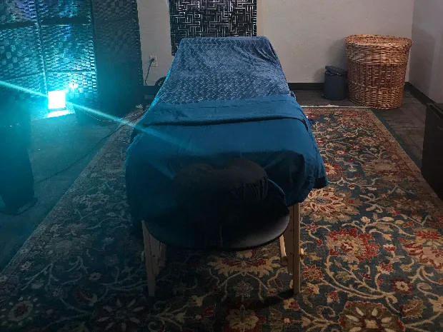 Knead to Relax Massage Therapy