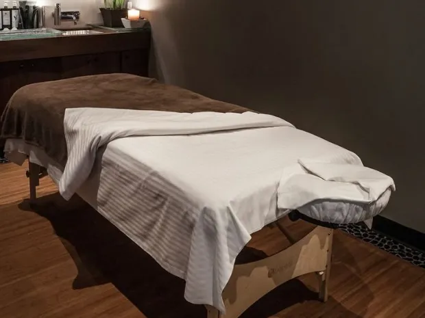 Moments of peace and massage 