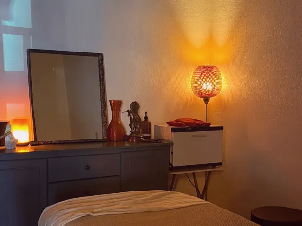 Kate Massage Therapist 