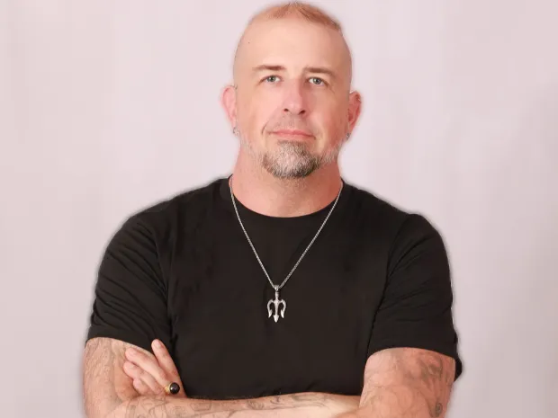 A Hand of Neptune Mobile Massage