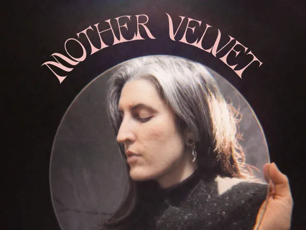 Mother Velvet 
