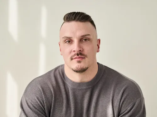 Zach C.