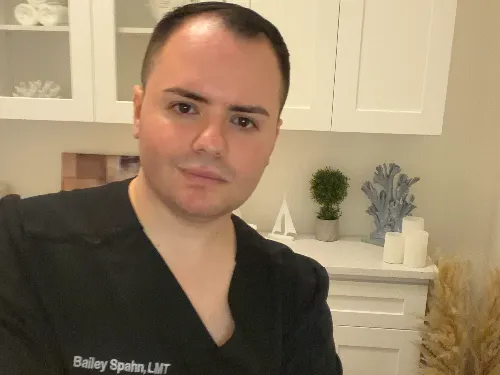 Bailey S.