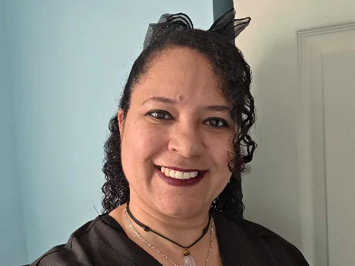 Maria R.