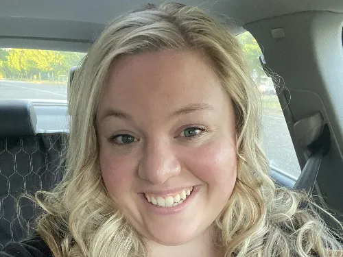 Amanda W.