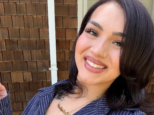 Gabriela R.