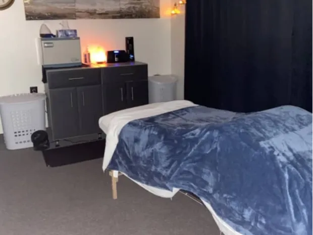 Nicole Full-Body Touch Spa