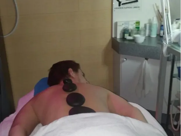 Nuru massage therapist 