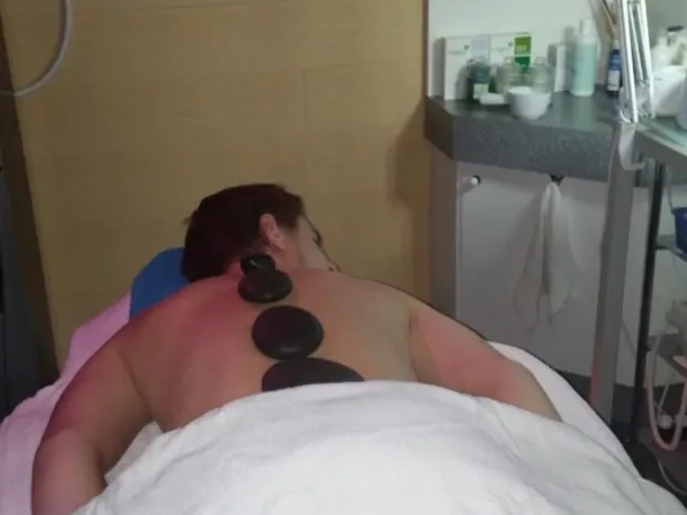 Nuru massage therapist 