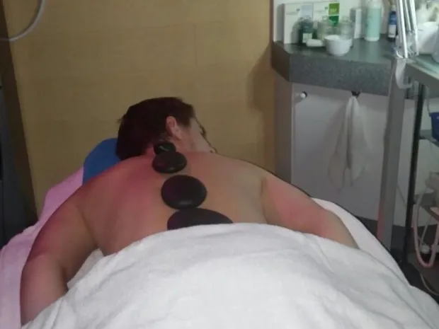 Nuru massage therapist 