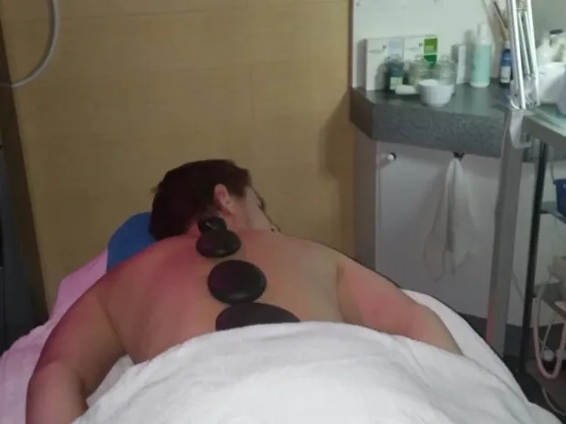 Nuru massage therapist 