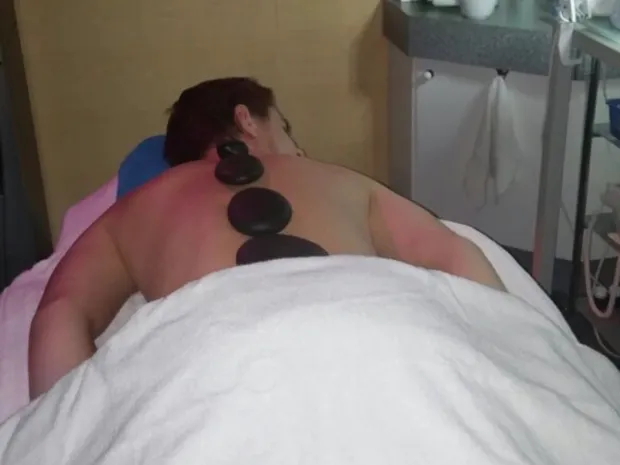 Nuru massage therapist 