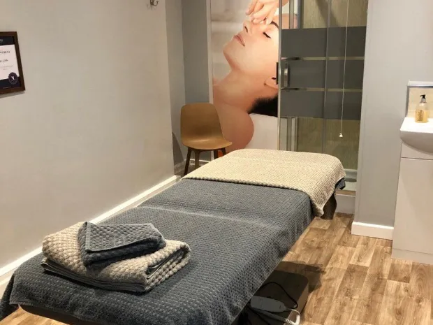 Nuru massage 