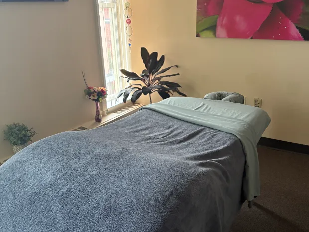 Kaitlyn Chisholm Massage
