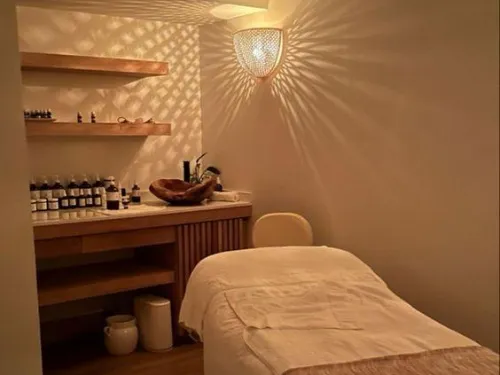 Nuru Massage  B.