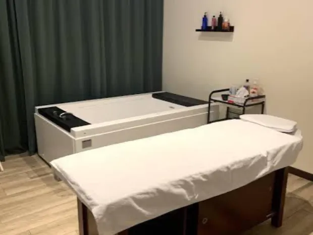 Chery Nuru massage 